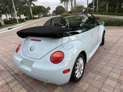 2004 Volkswagen New Beetle Convertible GLS  wow !!! NEW CONVERTIBLE TOP!! LOW MILES !!954-902-9892 ! CARFAX - Photo 13 - Pompano Beach, FL 33069
