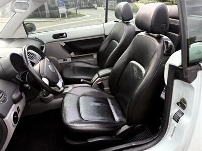 2004 Volkswagen New Beetle Convertible GLS  wow !!! NEW CONVERTIBLE TOP!! LOW MILES !!954-902-9892 ! CARFAX - Photo 55 - Pompano Beach, FL 33069