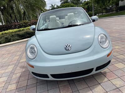 2010 Volkswagen New Beetle Convertible SE  CONVERTIBLE - Photo 38 - Pompano Beach, FL 33069