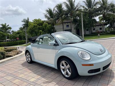 2010 Volkswagen New Beetle Convertible SE  CONVERTIBLE - Photo 40 - Pompano Beach, FL 33069