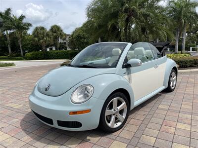 2010 Volkswagen New Beetle Convertible SE  CONVERTIBLE - Photo 36 - Pompano Beach, FL 33069