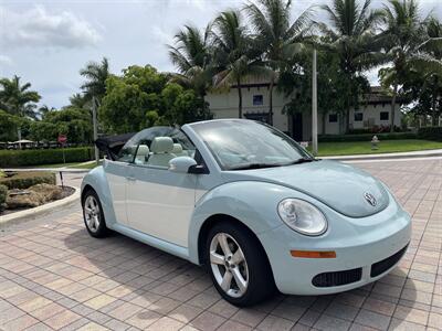 2010 Volkswagen New Beetle Convertible SE  CONVERTIBLE - Photo 3 - Pompano Beach, FL 33069