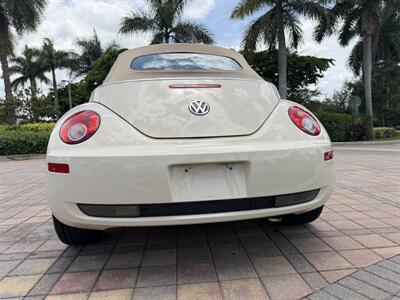 2008 Volkswagen New Beetle Convertible SE WOW WOW !!! 1 OWNER CAR !! ONLY 65K MILES !! HOT COLOR !! CALL NOW TO BUY IT NOW !!954-902-9298 !! - Photo 36 - Pompano Beach, FL 33069