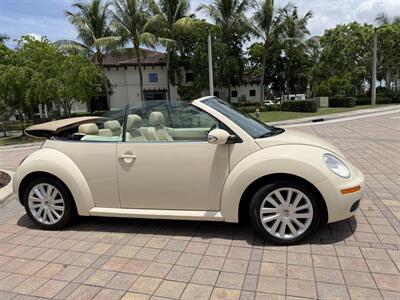 2008 Volkswagen New Beetle Convertible SE WOW WOW !!! 1 OWNER CAR !! ONLY 65K MILES !! HOT COLOR !! CALL NOW TO BUY IT NOW !!954-902-9298 !! - Photo 45 - Pompano Beach, FL 33069