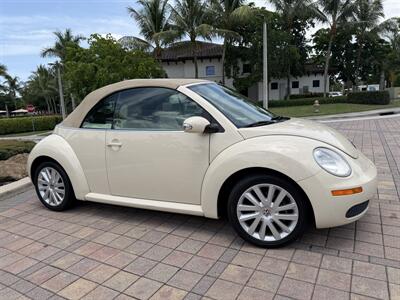 2008 Volkswagen New Beetle Convertible SE WOW WOW !!! 1 OWNER CAR !! ONLY 65K MILES !! HOT COLOR !! CALL NOW TO BUY IT NOW !!954-902-9298 !! - Photo 8 - Pompano Beach, FL 33069