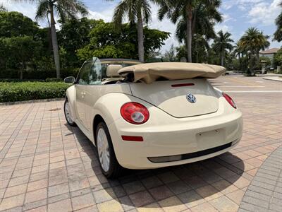 2008 Volkswagen New Beetle Convertible SE WOW WOW !!! 1 OWNER CAR !! ONLY 65K MILES !! HOT COLOR !! CALL NOW TO BUY IT NOW !!954-902-9298 !! - Photo 54 - Pompano Beach, FL 33069