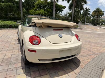 2008 Volkswagen New Beetle Convertible SE WOW WOW !!! 1 OWNER CAR !! ONLY 65K MILES !! HOT COLOR !! CALL NOW TO BUY IT NOW !!954-902-9298 !! - Photo 53 - Pompano Beach, FL 33069