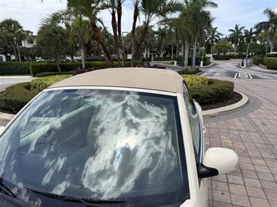 2008 Volkswagen New Beetle Convertible SE WOW WOW !!! 1 OWNER CAR !! ONLY 65K MILES !! HOT COLOR !! CALL NOW TO BUY IT NOW !!954-902-9298 !! - Photo 12 - Pompano Beach, FL 33069