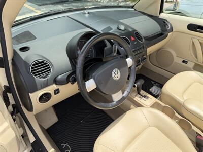 2008 Volkswagen New Beetle Convertible SE WOW WOW !!! 1 OWNER CAR !! ONLY 65K MILES !! HOT COLOR !! CALL NOW TO BUY IT NOW !!954-902-9298 !! - Photo 73 - Pompano Beach, FL 33069