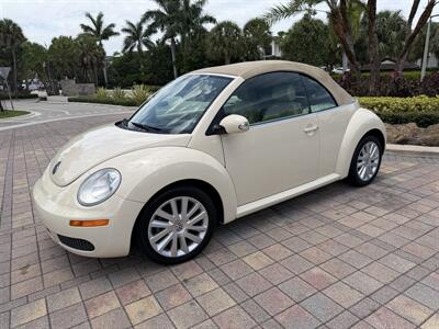 2008 Volkswagen New Beetle Convertible SE WOW WOW !!! 1 OWNER CAR !! ONLY 65K MILES !! HOT COLOR !! CALL NOW TO BUY IT NOW !!954-902-9298 !! - Photo 32 - Pompano Beach, FL 33069