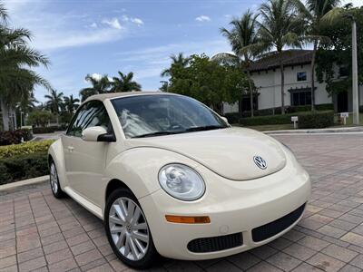 2008 Volkswagen New Beetle Convertible SE WOW WOW !!! 1 OWNER CAR !! ONLY 65K MILES !! HOT COLOR !! CALL NOW TO BUY IT NOW !!954-902-9298 !! - Photo 3 - Pompano Beach, FL 33069