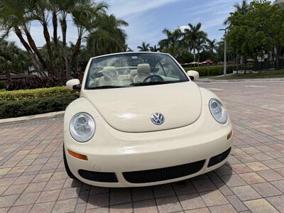 2008 Volkswagen New Beetle Convertible SE WOW WOW !!! 1 OWNER CAR !! ONLY 65K MILES !! HOT COLOR !! CALL NOW TO BUY IT NOW !!954-902-9298 !! - Photo 40 - Pompano Beach, FL 33069