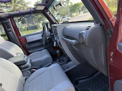 2007 Jeep Wrangler Unlimited Sahara  wow!!! SUPER NICE JEEP SAHARA !!!954-902-9298 - Photo 20 - Pompano Beach, FL 33069