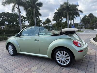 2008 Volkswagen Beetle SE  WOW!! 32K MILES ORIGINAL !!! 954-902-9298 CLEAN CARFAX !! - Photo 38 - Pompano Beach, FL 33069