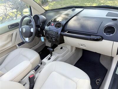 2008 Volkswagen Beetle SE  WOW!! 32K MILES ORIGINAL !!! 954-902-9298 CLEAN CARFAX !! - Photo 50 - Pompano Beach, FL 33069