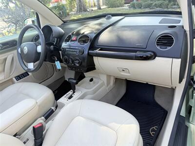 2008 Volkswagen Beetle SE  WOW!! 32K MILES ORIGINAL !!! 954-902-9298 CLEAN CARFAX !! - Photo 59 - Pompano Beach, FL 33069