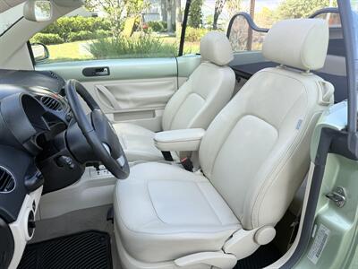 2008 Volkswagen Beetle SE  WOW!! 32K MILES ORIGINAL !!! 954-902-9298 CLEAN CARFAX !! - Photo 60 - Pompano Beach, FL 33069