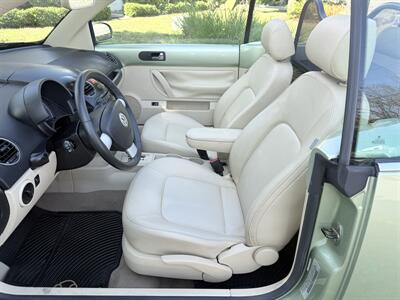 2008 Volkswagen Beetle SE  WOW!! 32K MILES ORIGINAL !!! 954-902-9298 CLEAN CARFAX !! - Photo 47 - Pompano Beach, FL 33069