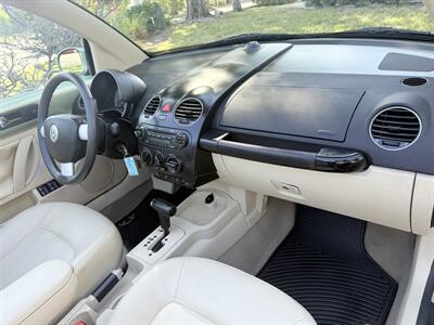 2008 Volkswagen Beetle SE  WOW!! 32K MILES ORIGINAL !!! 954-902-9298 CLEAN CARFAX !! - Photo 21 - Pompano Beach, FL 33069