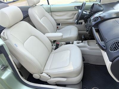 2008 Volkswagen Beetle SE  WOW!! 32K MILES ORIGINAL !!! 954-902-9298 CLEAN CARFAX !! - Photo 20 - Pompano Beach, FL 33069