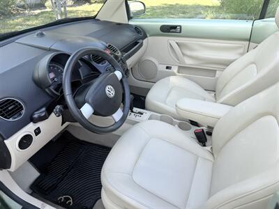 2008 Volkswagen Beetle SE  WOW!! 32K MILES ORIGINAL !!! 954-902-9298 CLEAN CARFAX !! - Photo 48 - Pompano Beach, FL 33069