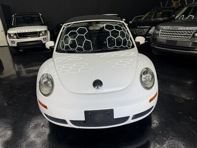 2009 Volkswagen New Beetle Convertible Base PZEV WOW!! SUPER LLOW MILES 93K !! BRAND NEW TOP !!! BLUETOOTH !!! CARFAX !! CLEAN TITLE !!954-902-9298 MATT - Photo 4 - Pompano Beach, FL 33069