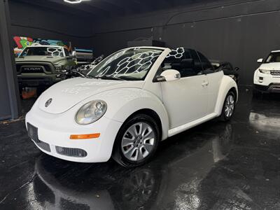 2009 Volkswagen New Beetle Convertible Base PZEV WOW!! SUPER LLOW MILES 93K !! BRAND NEW TOP !!! BLUETOOTH !!! CARFAX !! CLEAN TITLE !!954-902-9298 MATT - Photo 34 - Pompano Beach, FL 33069