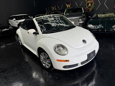 2009 Volkswagen New Beetle Convertible Base PZEV WOW!! SUPER LLOW MILES 93K !! BRAND NEW TOP !!! BLUETOOTH !!! CARFAX !! CLEAN TITLE !!954-902-9298 MATT - Photo 48 - Pompano Beach, FL 33069
