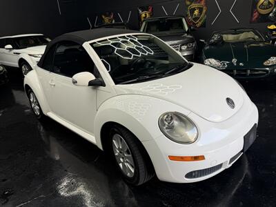 2009 Volkswagen New Beetle Convertible Base PZEV WOW!! SUPER LLOW MILES 93K !! BRAND NEW TOP !!! BLUETOOTH !!! CARFAX !! CLEAN TITLE !!954-902-9298 MATT - Photo 28 - Pompano Beach, FL 33069