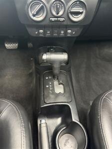 2009 Volkswagen New Beetle Convertible Base PZEV WOW!! SUPER LLOW MILES 93K !! BRAND NEW TOP !!! BLUETOOTH !!! CARFAX !! CLEAN TITLE !!954-902-9298 MATT - Photo 59 - Pompano Beach, FL 33069
