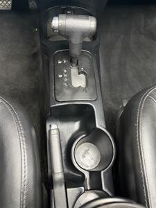 2009 Volkswagen New Beetle Convertible Base PZEV WOW!! SUPER LLOW MILES 93K !! BRAND NEW TOP !!! BLUETOOTH !!! CARFAX !! CLEAN TITLE !!954-902-9298 MATT - Photo 58 - Pompano Beach, FL 33069