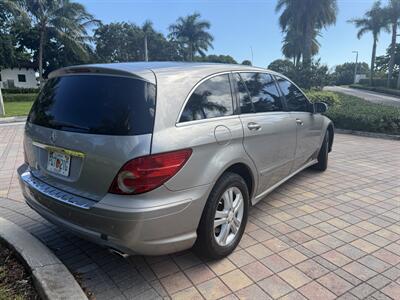 2008 Mercedes-Benz R 350 WOW !! EXTREMELY LOW MILES 98K !! SUNROOF !!! HTD SEATS !! - Photo 38 - Pompano Beach, FL 33069