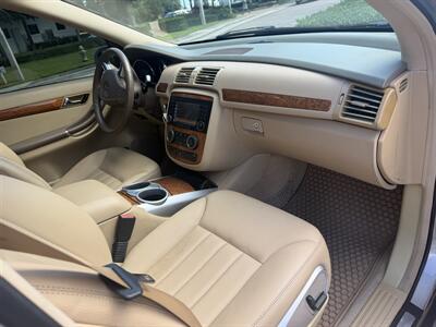 2008 Mercedes-Benz R 350 WOW !! EXTREMELY LOW MILES 98K !! SUNROOF !!! HTD SEATS !! - Photo 53 - Pompano Beach, FL 33069