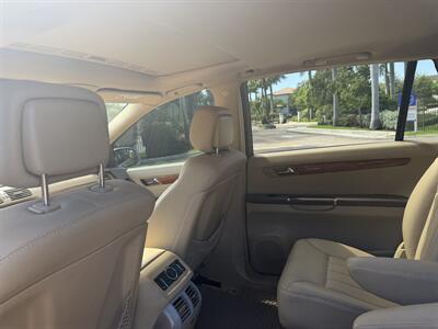 2008 Mercedes-Benz R 350 WOW !! EXTREMELY LOW MILES 98K !! SUNROOF !!! HTD SEATS !! - Photo 57 - Pompano Beach, FL 33069