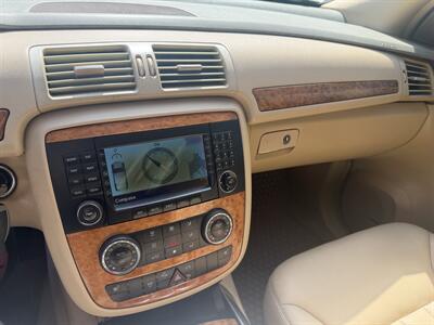 2008 Mercedes-Benz R 350 WOW !! EXTREMELY LOW MILES 98K !! SUNROOF !!! HTD SEATS !! - Photo 24 - Pompano Beach, FL 33069