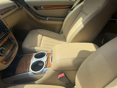 2008 Mercedes-Benz R 350 WOW !! EXTREMELY LOW MILES 98K !! SUNROOF !!! HTD SEATS !! - Photo 64 - Pompano Beach, FL 33069