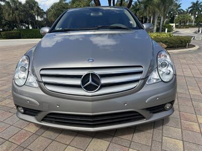 2008 Mercedes-Benz R 350 WOW !! EXTREMELY LOW MILES 98K !! SUNROOF !!! HTD SEATS !! - Photo 8 - Pompano Beach, FL 33069