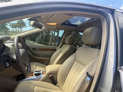 2008 Mercedes-Benz R 350 WOW !! EXTREMELY LOW MILES 98K !! SUNROOF !!! HTD SEATS !! - Photo 22 - Pompano Beach, FL 33069