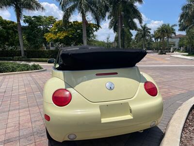 2004 Volkswagen New Beetle Convertible GLS  convertible - Photo 3 - Pompano Beach, FL 33069