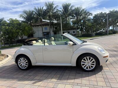 2008 Volkswagen New Beetle Convertible SE PZEV  WOW!! 69K MILES !! BEETLE CONVERTIBLE !! 954-902-9298 MATT.CARFAX !! - Photo 10 - Pompano Beach, FL 33069