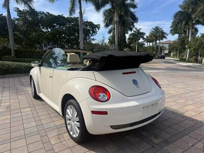 2008 Volkswagen New Beetle Convertible SE PZEV  WOW!! 69K MILES !! BEETLE CONVERTIBLE !! 954-902-9298 MATT.CARFAX !! - Photo 12 - Pompano Beach, FL 33069