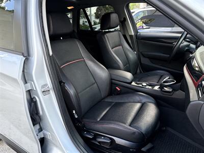 2015 BMW X1 sDrive28i  WOW !! SPORT PKG !! LOW MILES 79K !! CARFAX !! - Photo 12 - Pompano Beach, FL 33069