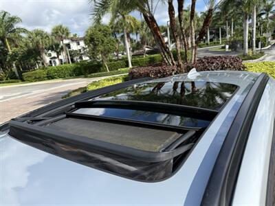 2015 BMW X1 sDrive28i  WOW !! SPORT PKG !! LOW MILES 79K !! CARFAX !! - Photo 3 - Pompano Beach, FL 33069