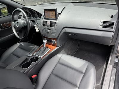 2010 Mercedes-Benz C 300 Luxury 4MATIC  WOW 58k!! NAVIGATION CAMERA HTD SEATS !CARFAX!! - Photo 60 - Pompano Beach, FL 33069