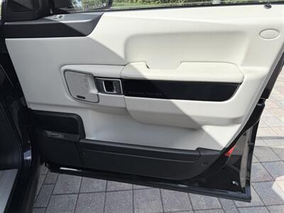 2012 Land Rover Range Rover Supercharged  WOW 77K MILES !! TV DVD !! NAVI A/C HTD SEATS !!CARFAX - Photo 44 - Pompano Beach, FL 33069