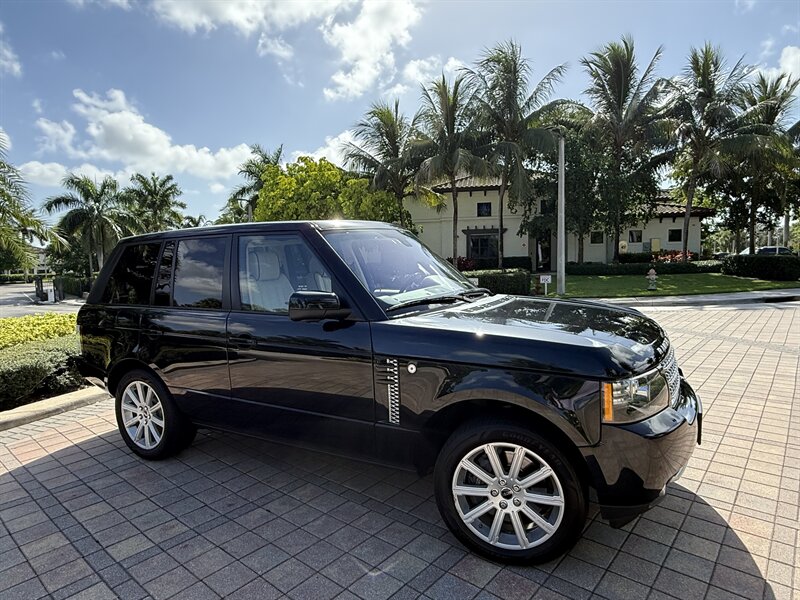 2012 Land Rover Range Rover Supercharged WOW 77K MILES !! TV DVD !! NAVI A/C HTD SEATS !!CARFAX - Photo 1 - Pompano Beach, FL 33069