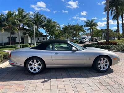 2000 Jaguar XK8  convertible - Photo 8 - Pompano Beach, FL 33069