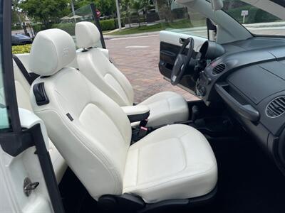 2007 Volkswagen Beetle Triple White  convertible - Photo 4 - Pompano Beach, FL 33069