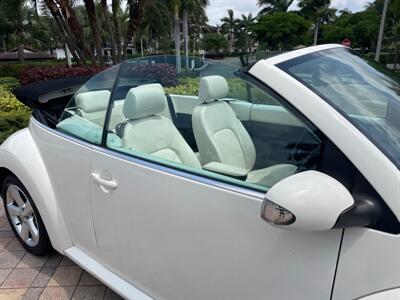 2007 Volkswagen Beetle Triple White  convertible - Photo 7 - Pompano Beach, FL 33069