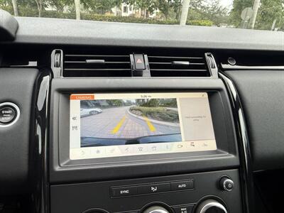 2018 Land Rover Discovery SE  WOW!! 72K!! MILES 7PASS !! 754-305-5544 - Photo 11 - Pompano Beach, FL 33069